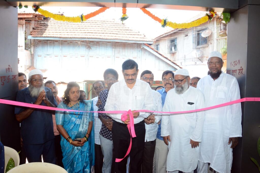 स्वामी स्वरूपानंद सहकारी पतसंस्थेची पावस शाखा